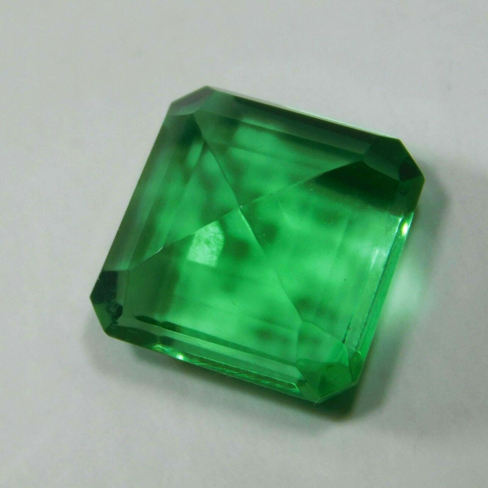 Natural Certified Green Peridot Square Shape 6.75 ct Loose Gemstone