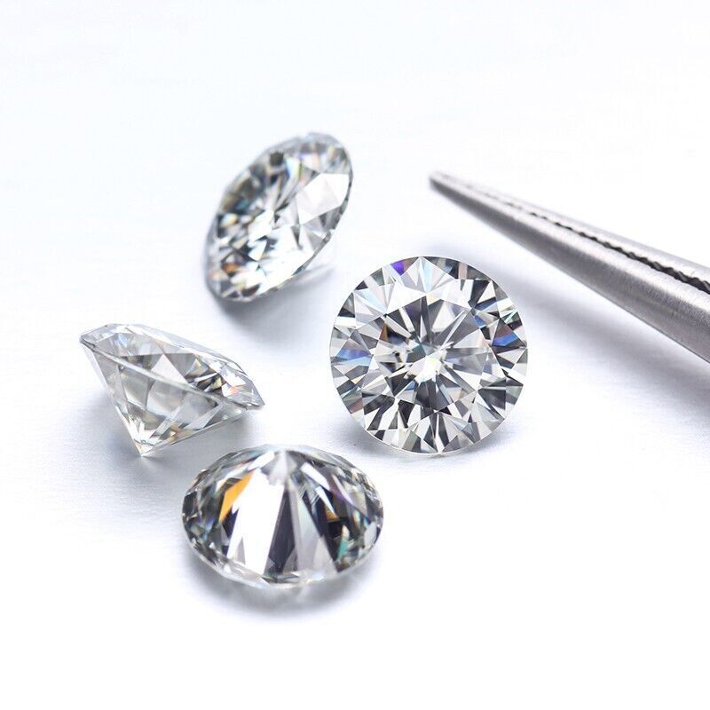 18 PCS Moissanite Gemstone Certified VVS1 D Color Round Excellent Cut 2.50 MM