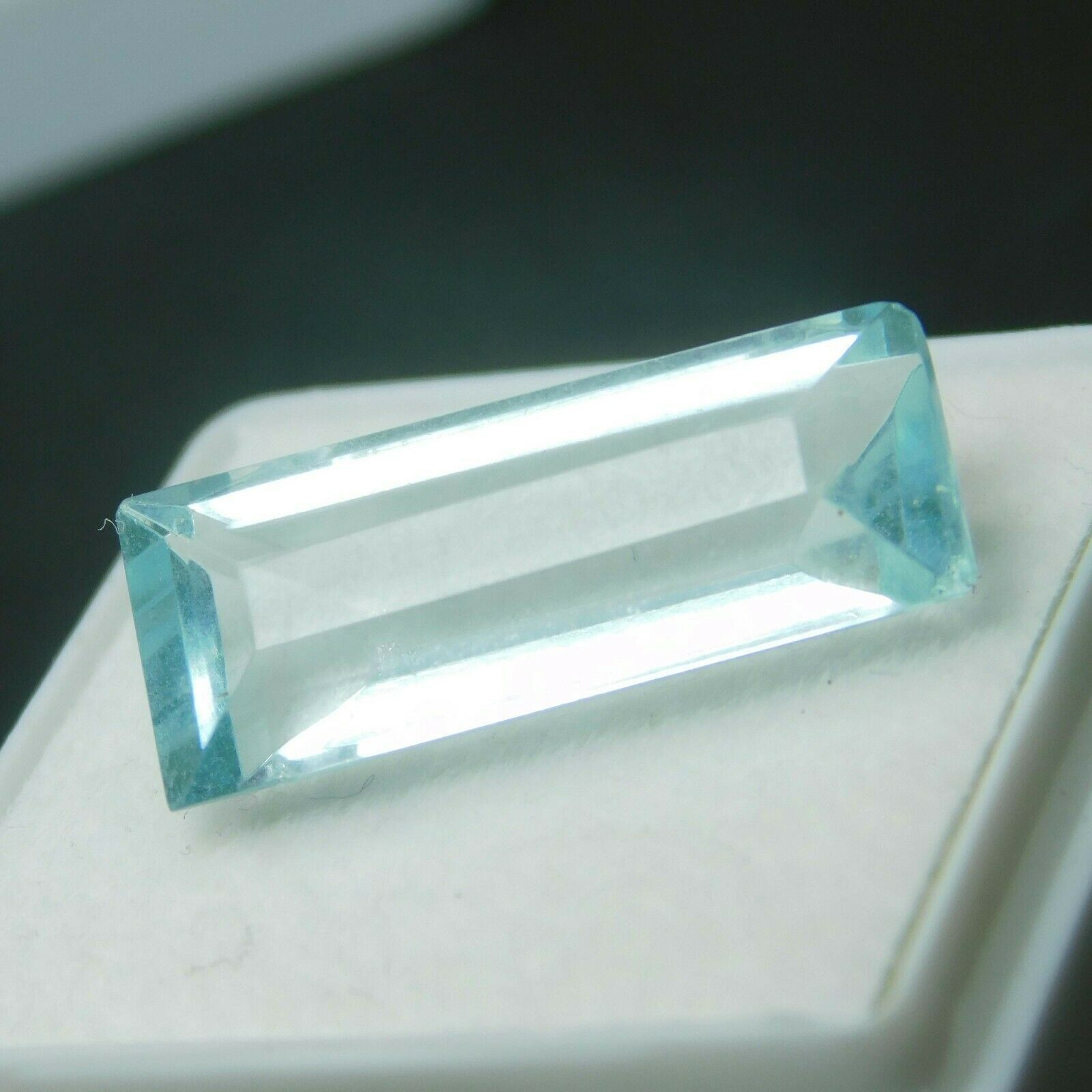 8.00 Ct Natural Aquamarine Blue Rare Baguette Shape Certified Loose Gemstone A++