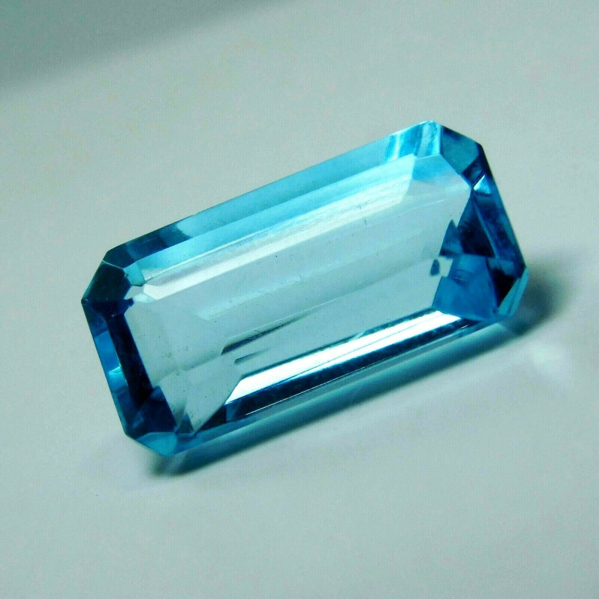 6.05 Ct Natural Baguette Cut Ocean Blue Aquamarine CERTIFIED Loose Gemstone A++