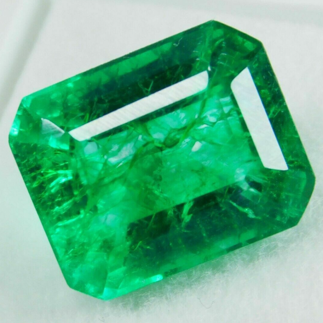 8.20 Ct Natural EMERALD Green CERTIFIED Emerald Cut Loose Gemstone