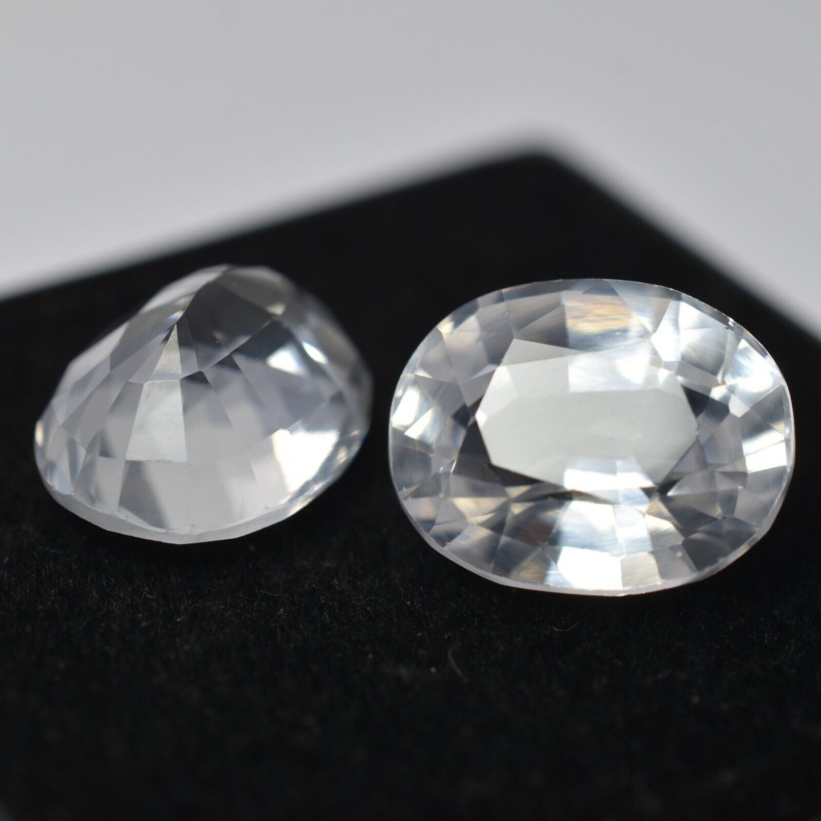 16 Ct Natural White Ceylon Sapphire CERTIFIED Oval Shape Loose Gemstone Pair