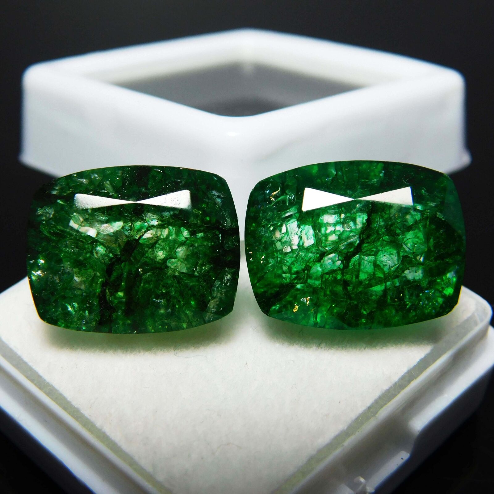 Exclusive Green EMERALD Muzo Natural 19.6 Ct CERTIFIED Gemstone Cushion Cut Pair