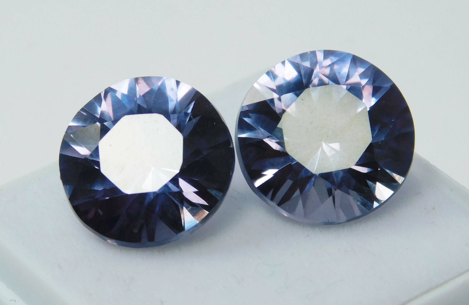 15 Ct Natural COLOR-CHANGE Alexandrite Round Shape CERTIFIED Loose Gemstone Pair