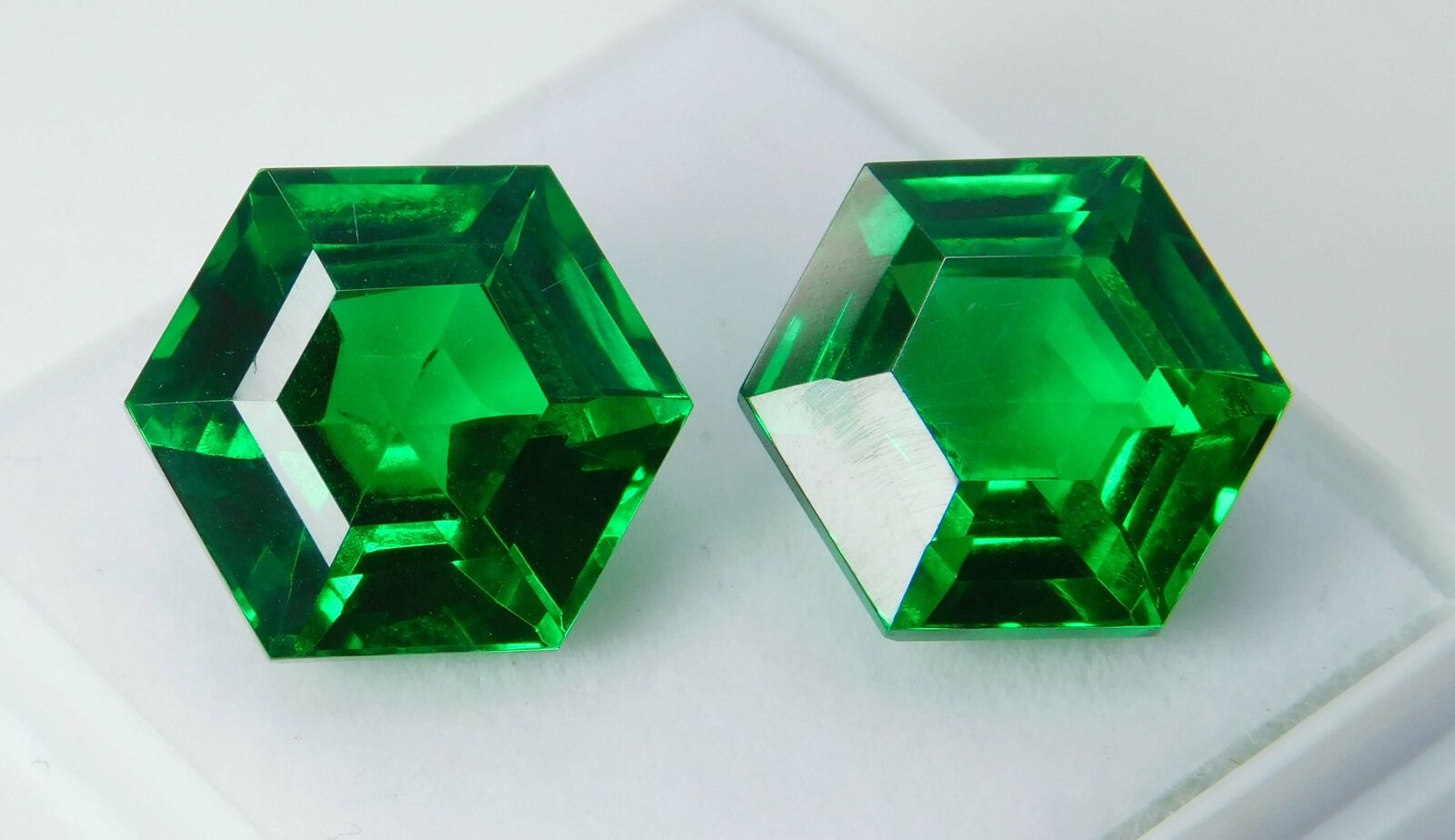 20.31 Ct Natural GREEN Garnet CERTIFIED Fancy Octagon Shape Loose Gemstone Pair