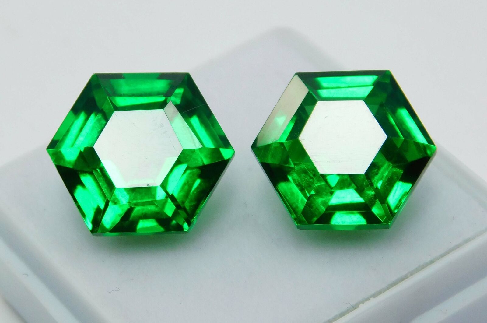 20.31 Ct Natural GREEN Garnet CERTIFIED Fancy Octagon Shape Loose Gemstone Pair