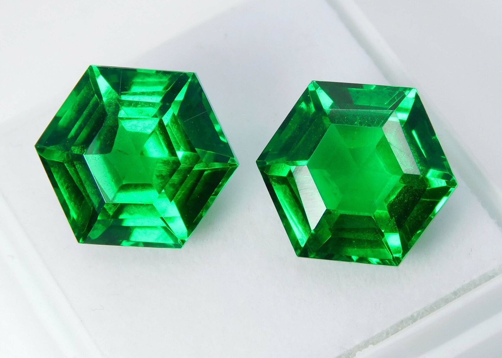 20.31 Ct Natural GREEN Garnet CERTIFIED Fancy Octagon Shape Loose Gemstone Pair