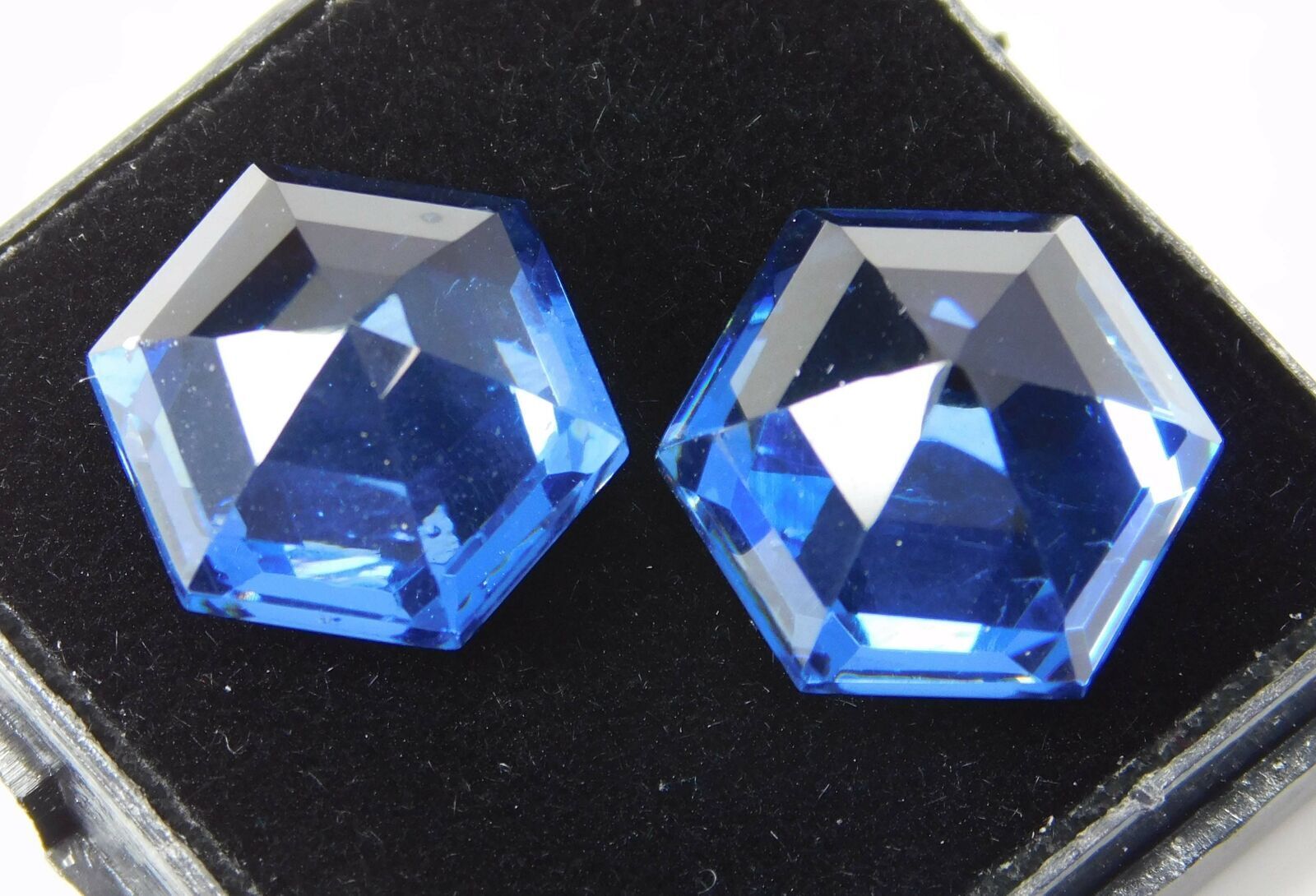 CERTIFIED 20.15 Ct Natural Blue SAPPHIRE Fancy Cut Beautiful Pair Loose Gemstone