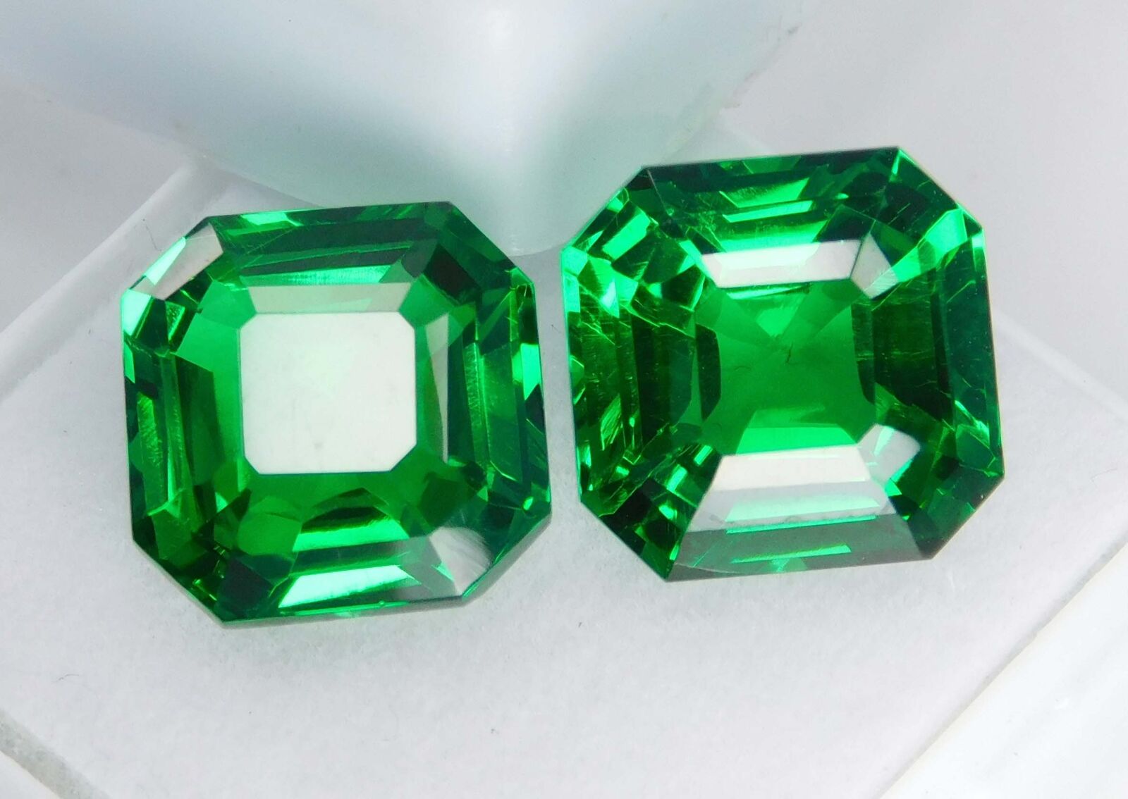 20.25 Ct Natural Tsavorite SQUARE SHAPE Garnet Green CERTIFIED Loose Gemstone