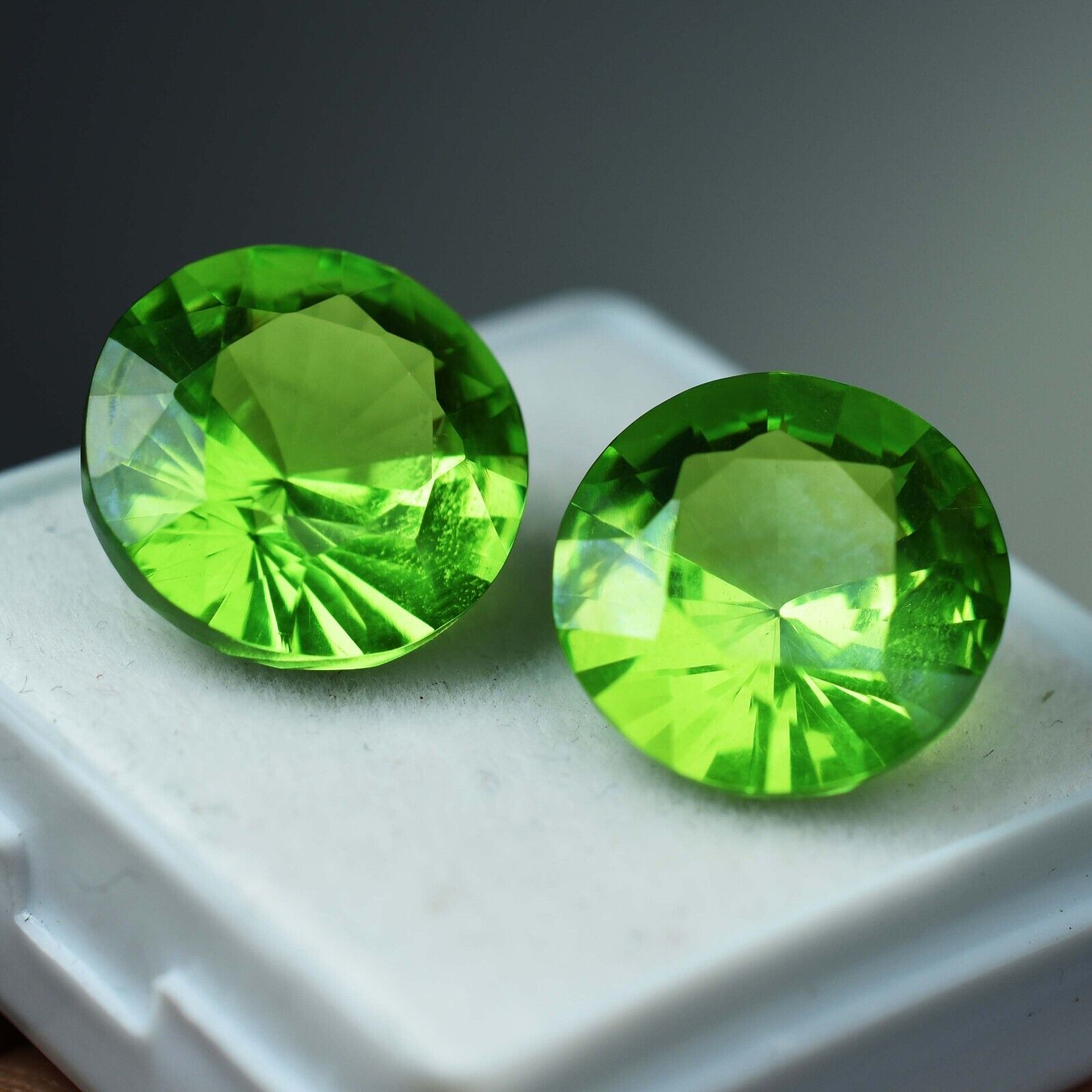 Natural 17.55 Ct GREEN Peridot CERTIFIED Round Cut Loose Gemstone Pair