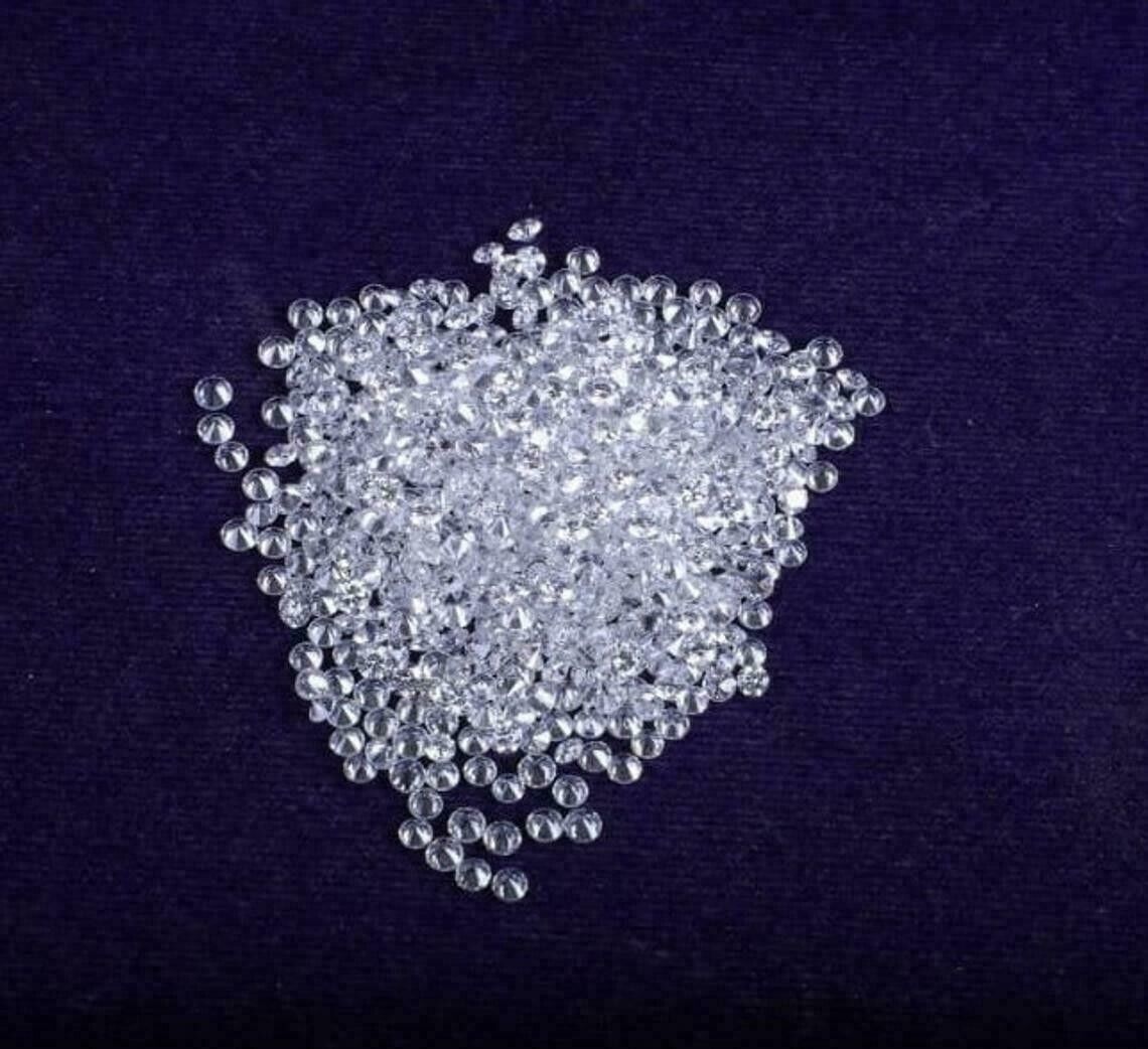 Flawless 50 Pcs Synthetic 1 mm Moissanite CERTIFIED VVSI D Color Round Cut