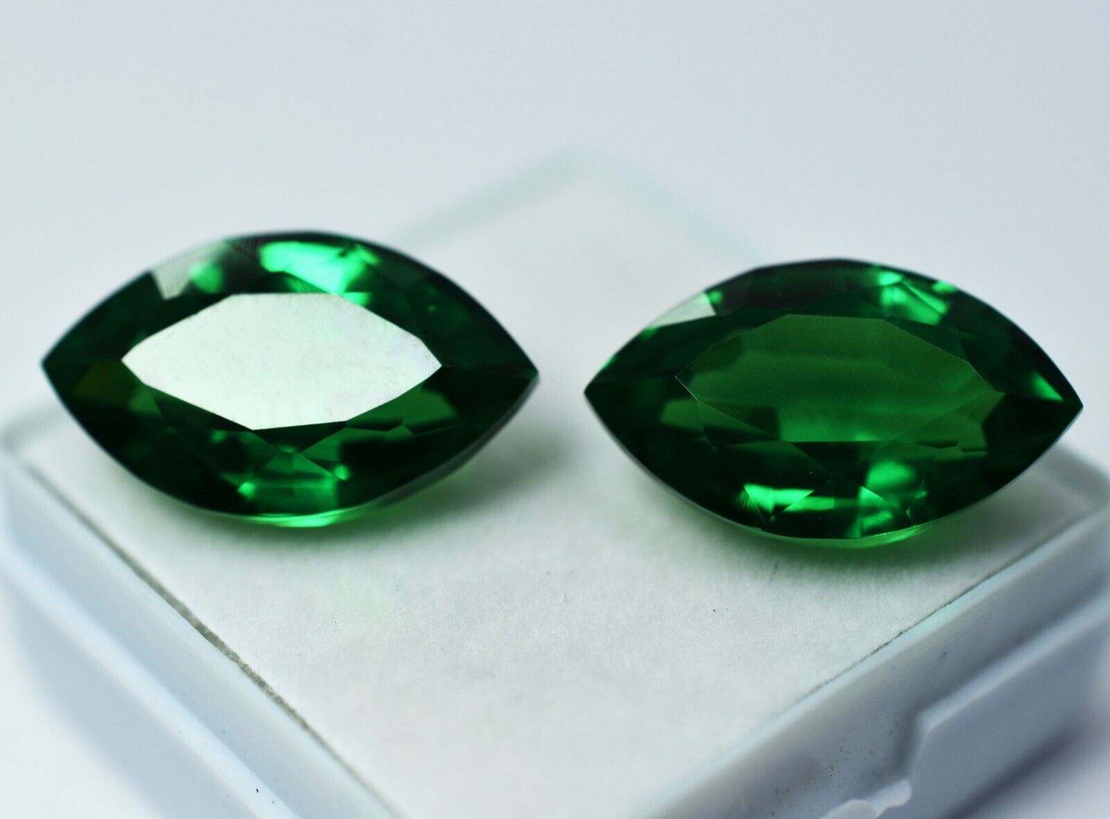 NATURAL Tsavorite Garnet Marquise Shape Green 16.10 Ct CERTIFIED Loose Gemstone