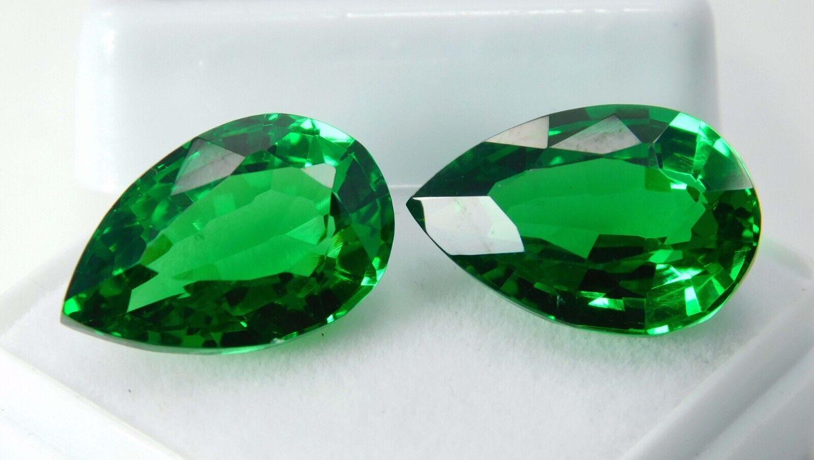 16.50 Ct Natural TSAVORITE Green Garnet Pear Shape CERTIFIED Loose Gemstone