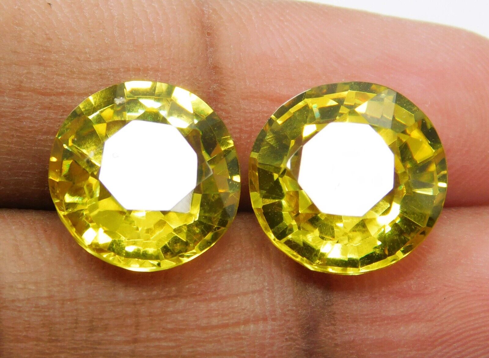 17.70 Ct Natural Yellow Ceylon Sapphire Round Cut CERTIFIED Loose Gemstone Pair