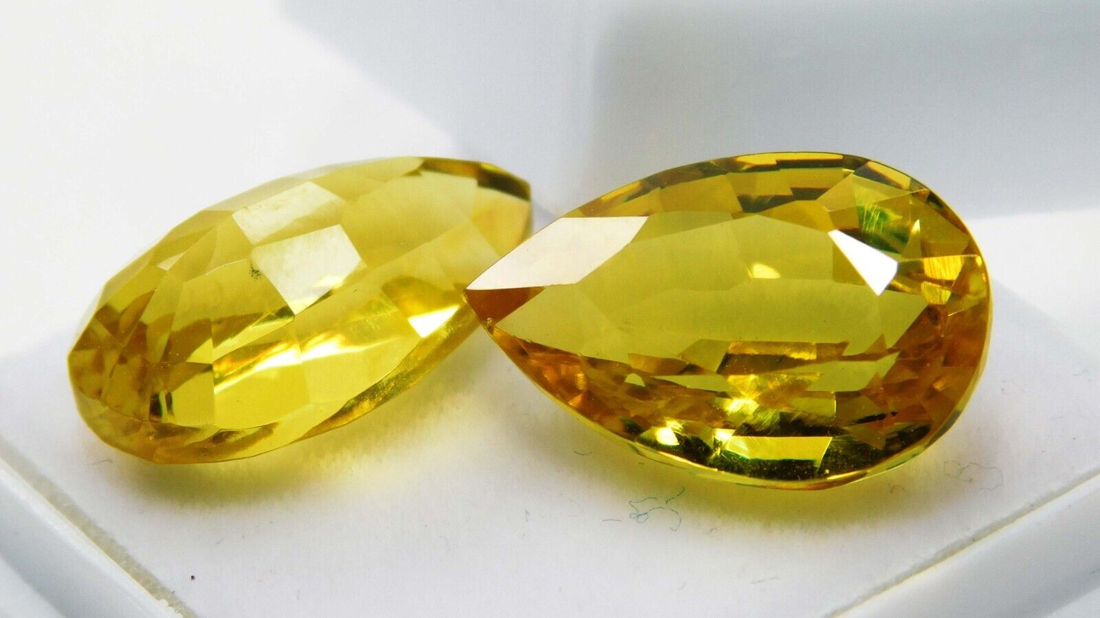 TOP QUALITY natural sapphire YELLOW pear cut 16.40 Ct CERTIFIED gemstone pair