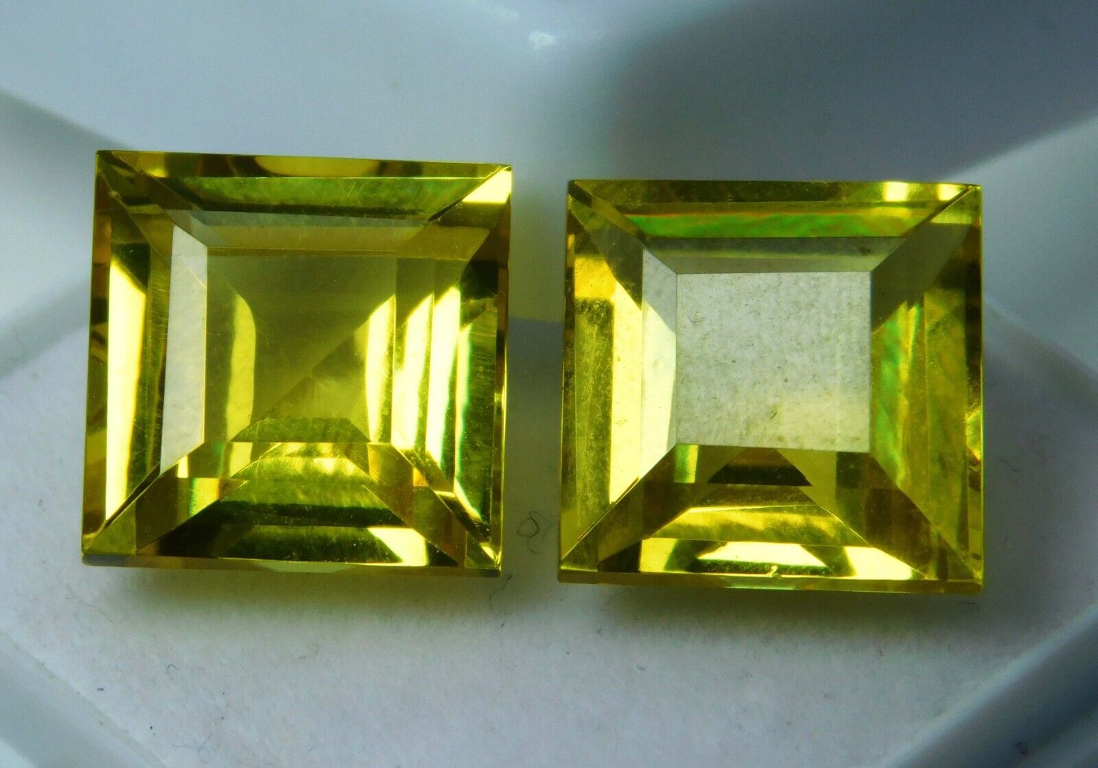 NATURAL loose gemstone Perfect SAPPHIRE yellow Square Cut 16.1 Ct CERTIFIED pair