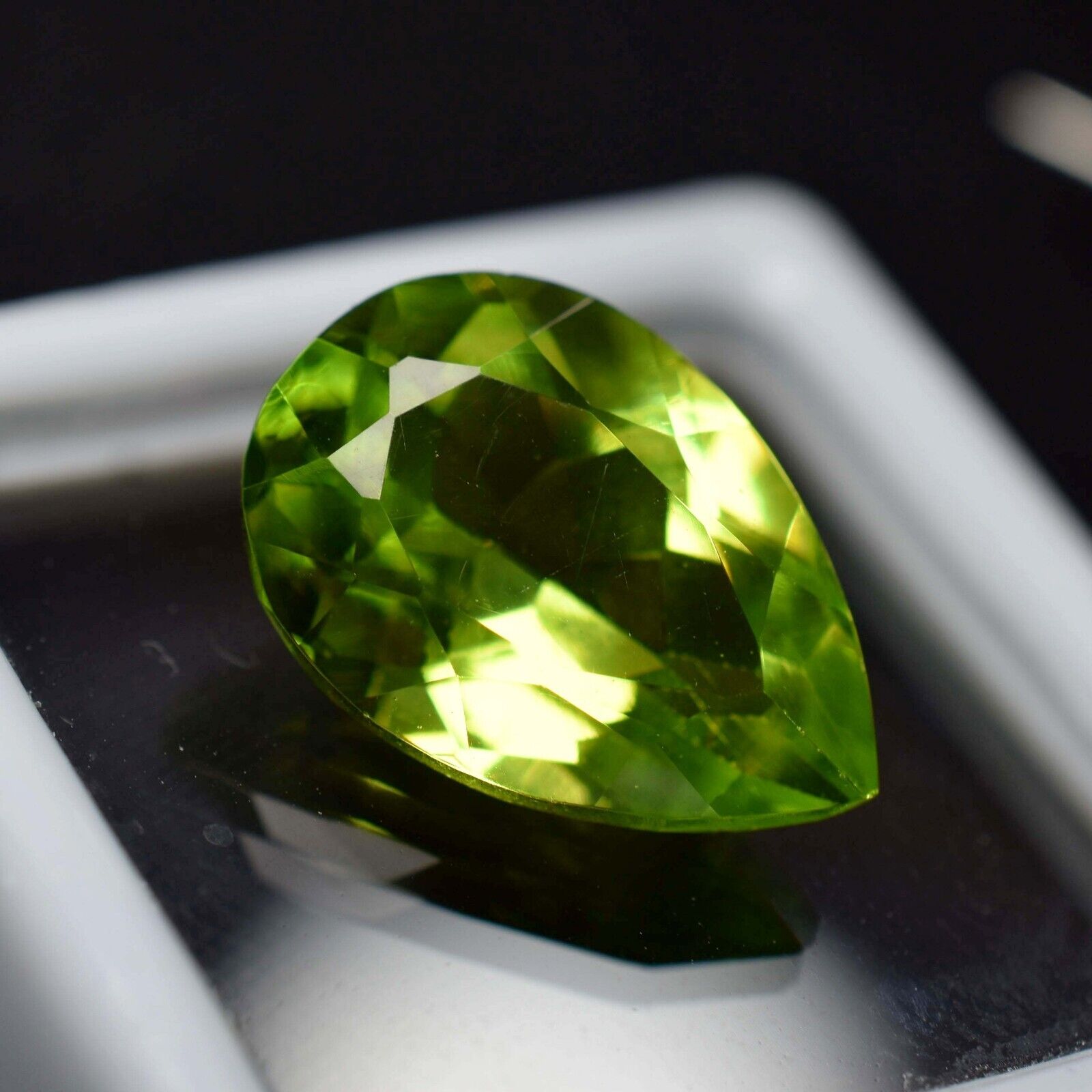 Natural GREEN Peridot 9.65 Ct CERTIFIED Loose Gemstone Pear Shape