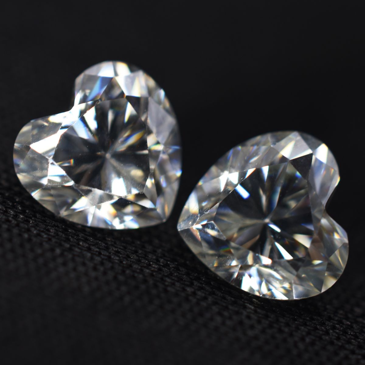 CERTIFIED 2 Pcs Moissanite Gemstone 10x10 mm VVS1 D Color Pair Of Heart Shape