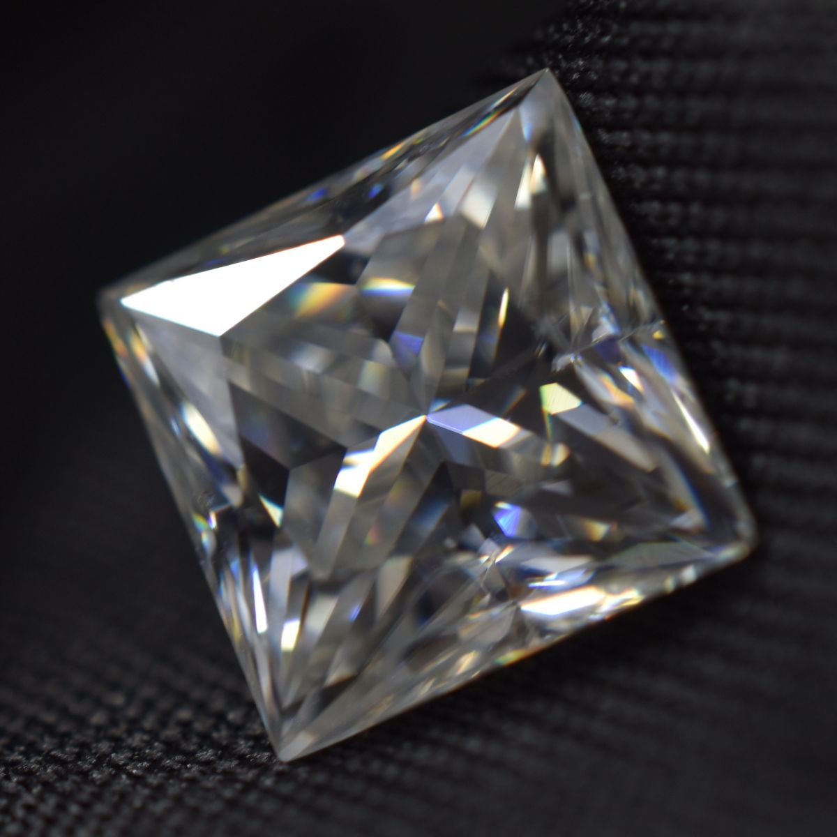 4.62 Ct Synthetic Moissanite CERTIFIED D Color Gemstone 1 Pcs Square 9.5 MM