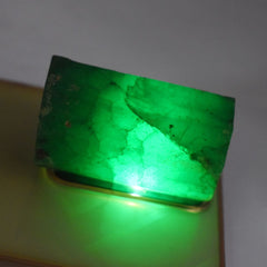 Green Emerald Rough 527.65 Ct Natural Uncut Huge Size Loose Gemstone CERTIFIED VA-361