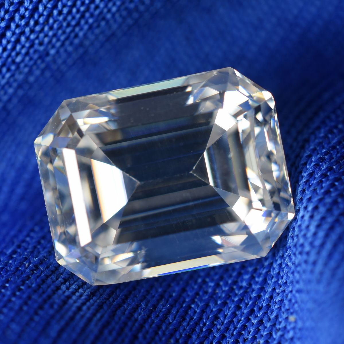 0.32 Ct Synthetic Moissanite Emerald Cut Loose Gemstone CERTIFIED D Color VVS1