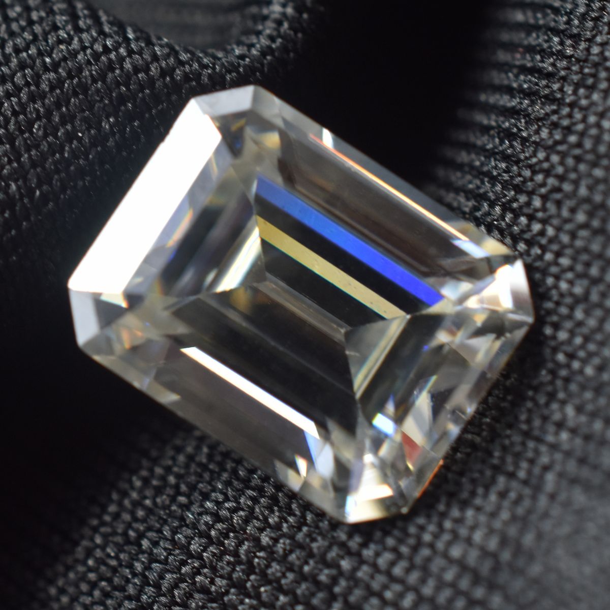 1 Pcs Emerald Cut Moissanite Loose Gemstone CERTIFIED 9x7 MM VVS1 D Color