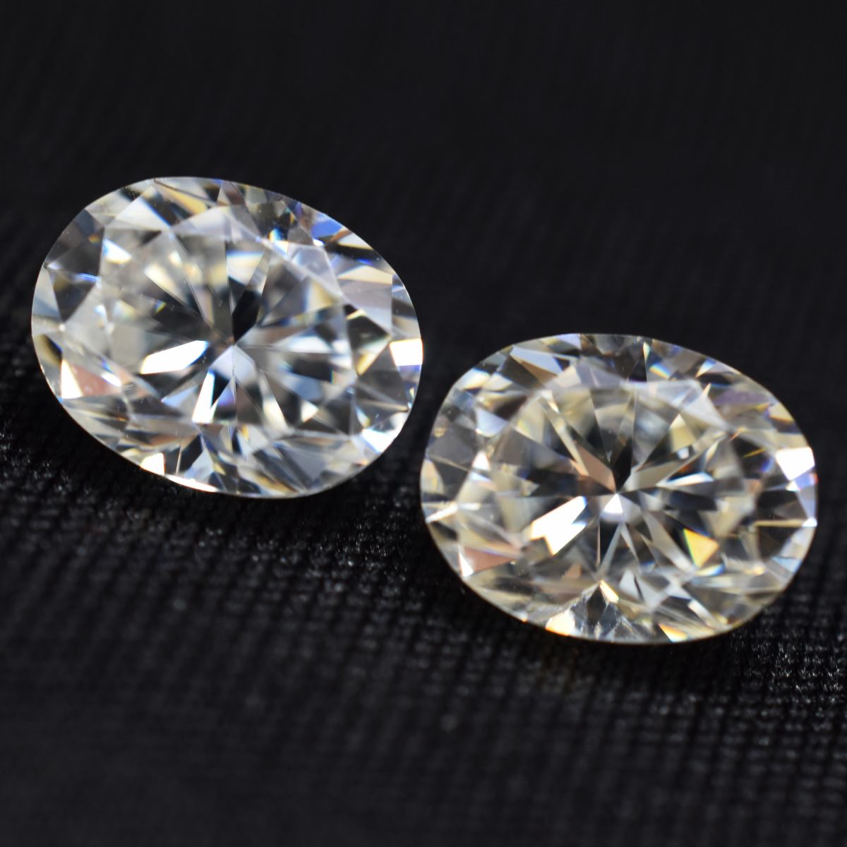 3.08 Ct Moissanite 9x6 mm CERTIFIED VVS1 D Color Oval Cut Pair Loose Gemstone