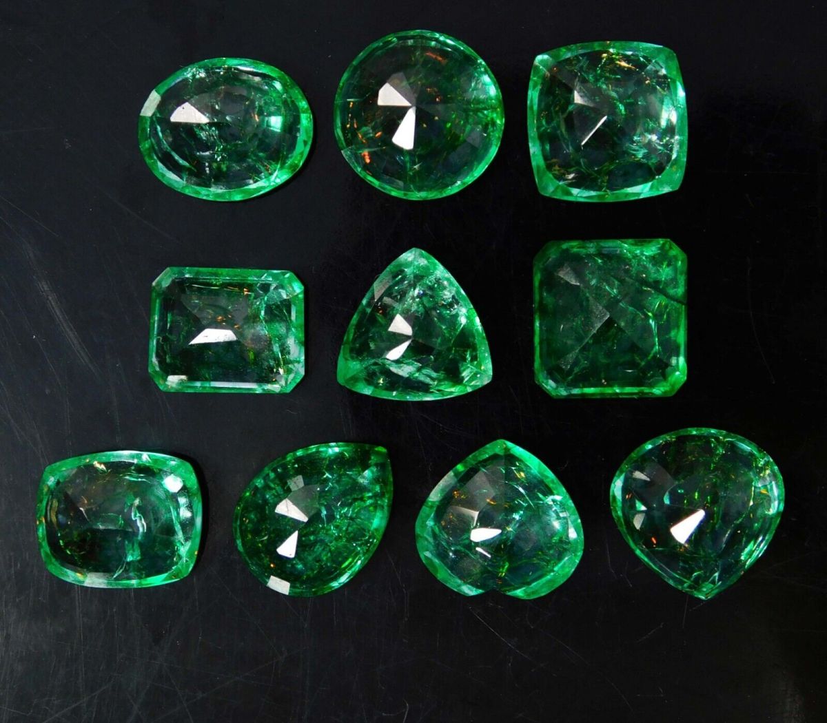 10 Pcs Natural Green Emerald 82.10 Ct CERTIFIED Gemstones Loose Mix Shape Lot