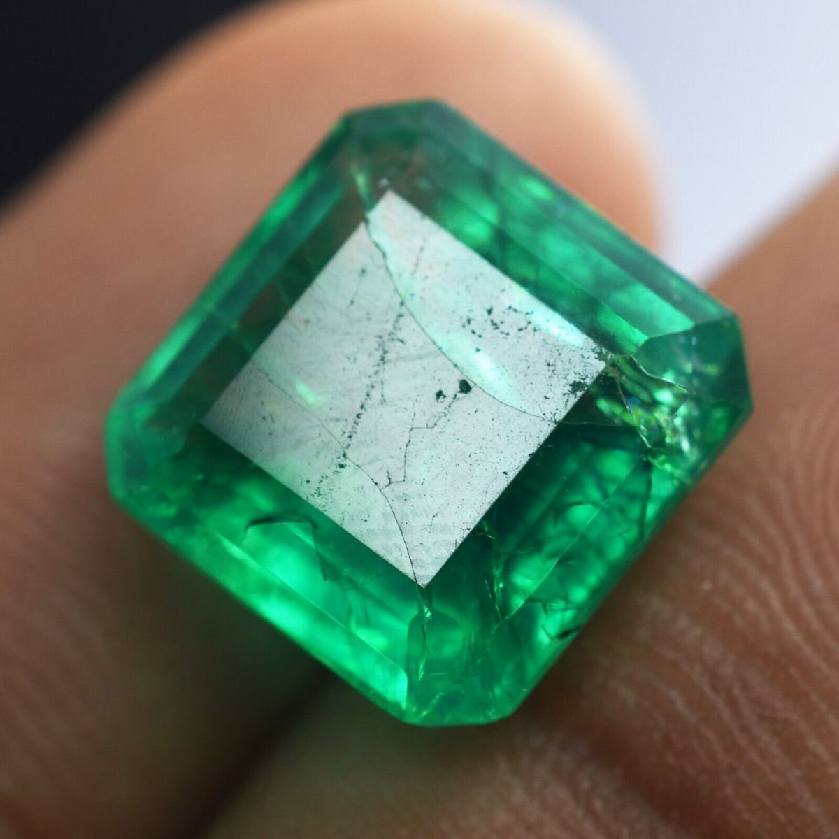 9.52 Carat Natural GREEN EMERALD Square Shape Loose Gemstone CERTIFIED