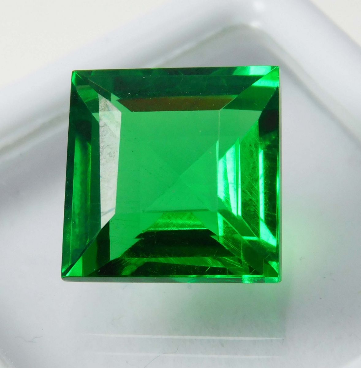 Natural Tourmaline Green Square Shape 9 Ct Certifeid Loose Gemstones