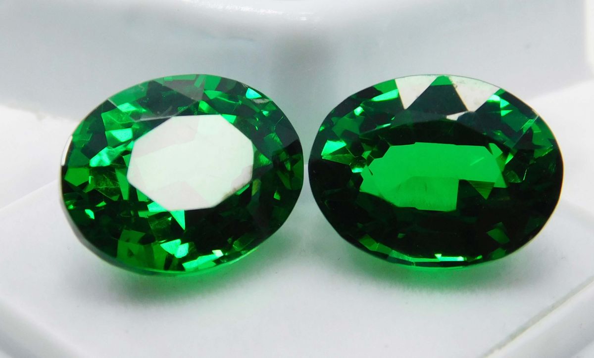 Natural Tourmaline Green Oval Shape 21 Ct Certifeid Loose Gemstones Pair