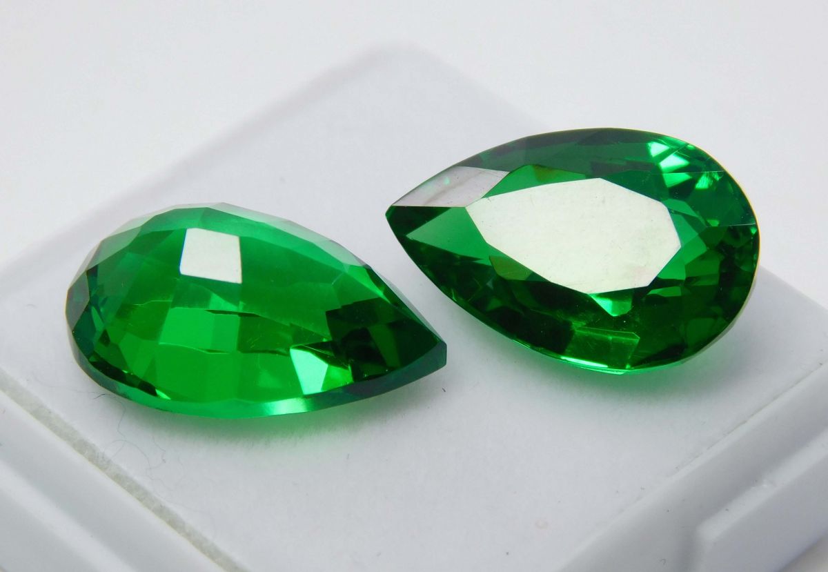 Natural Tourmaline Green Pear Shape 20.60 Ct CERTIFIED Loose Gemstones Pair