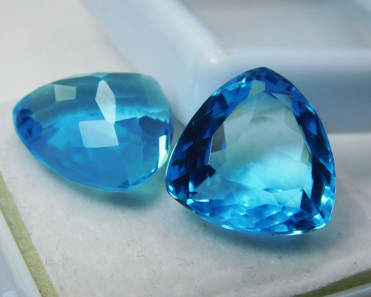 Ocean Blue Aquamarine 31 Ct Natural Trillion CERTIFIED Loose Gemstone A++ Pair