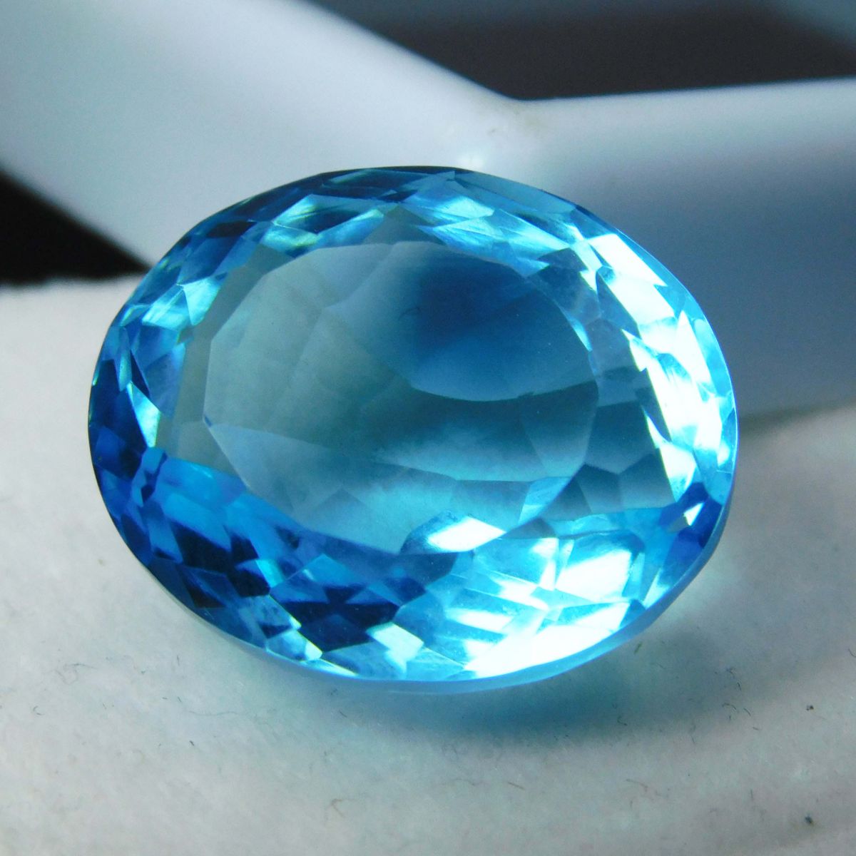 16.63 Ct Natural Oval Shape Ocean Blue Aquamarine Certified Loose Gemstone A++