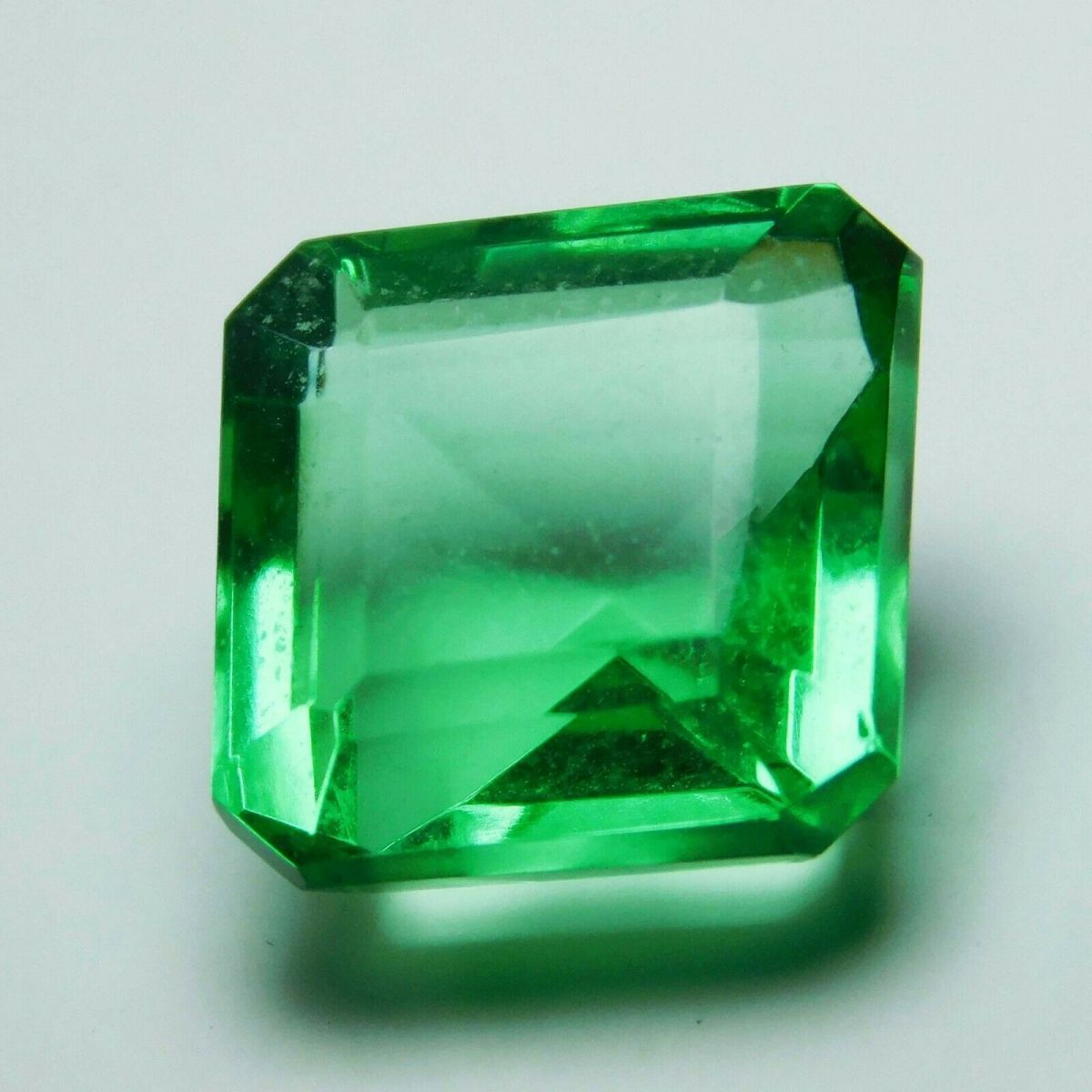 Natural Certified Green Peridot Square Shape 6.75 ct Loose Gemstone