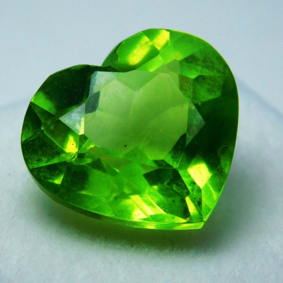 Natural Peridot Green HEART SHAPE 10.12 Ct CERTIFIED Loose Gemstones