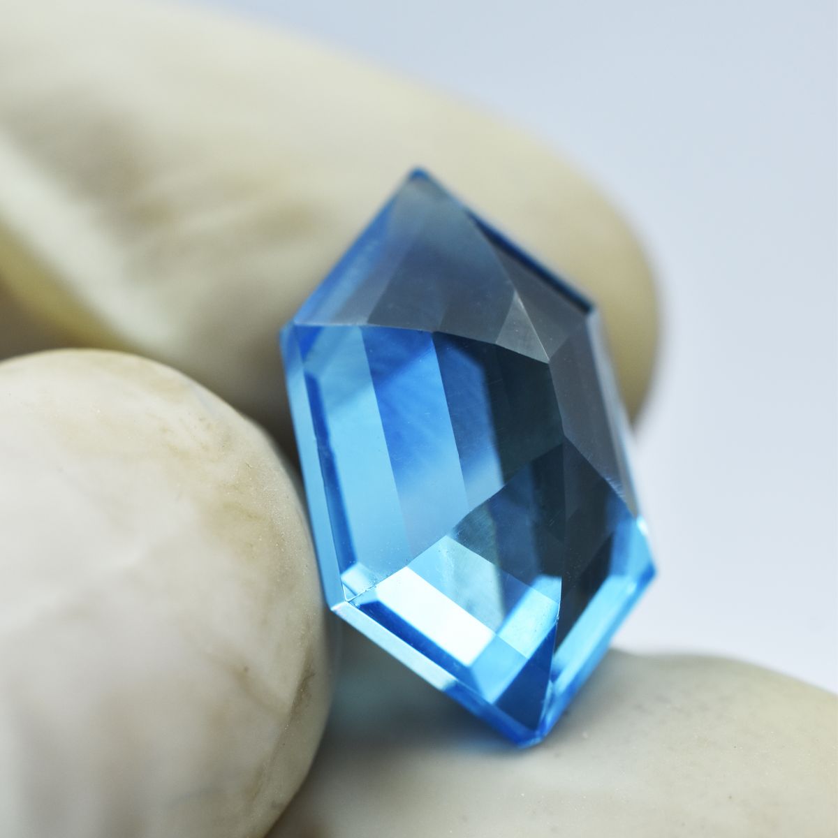 Sapphire 10.40 Ct Fancy Cut CERTIFIED Loose Gemstone Genuine Light Blue Natural.