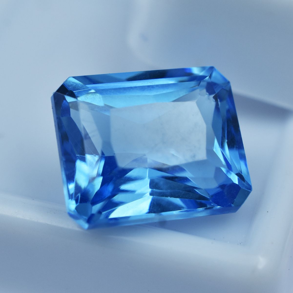 10.10 Ct Natural LIGHT BLUE Sapphire Stunning Emerald CERTIFIED Loose Gemstone.