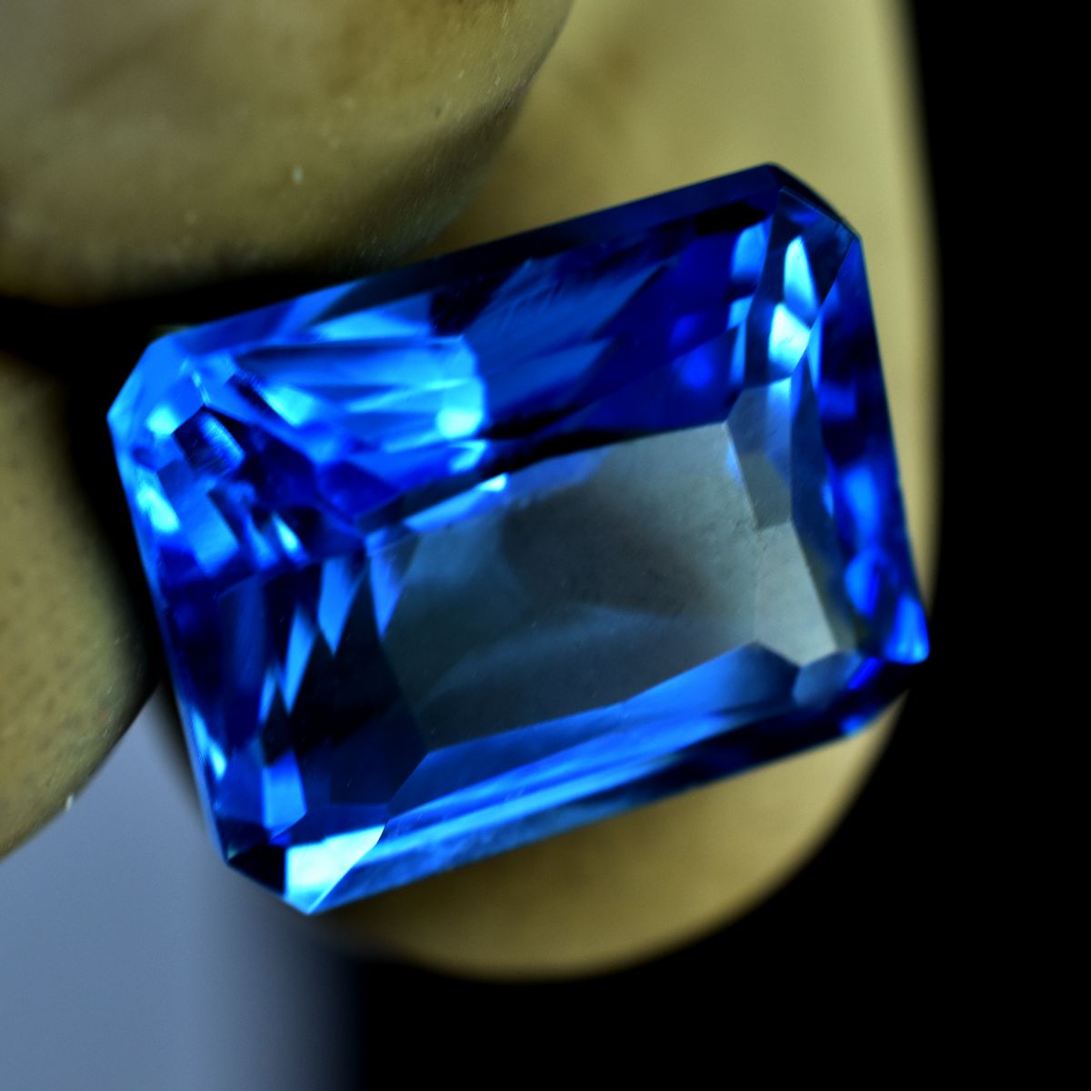 10.30 Ct Natural Ceylon Sapphire CERTIFIED Loose Gemstone Perfect Blue Emerald.