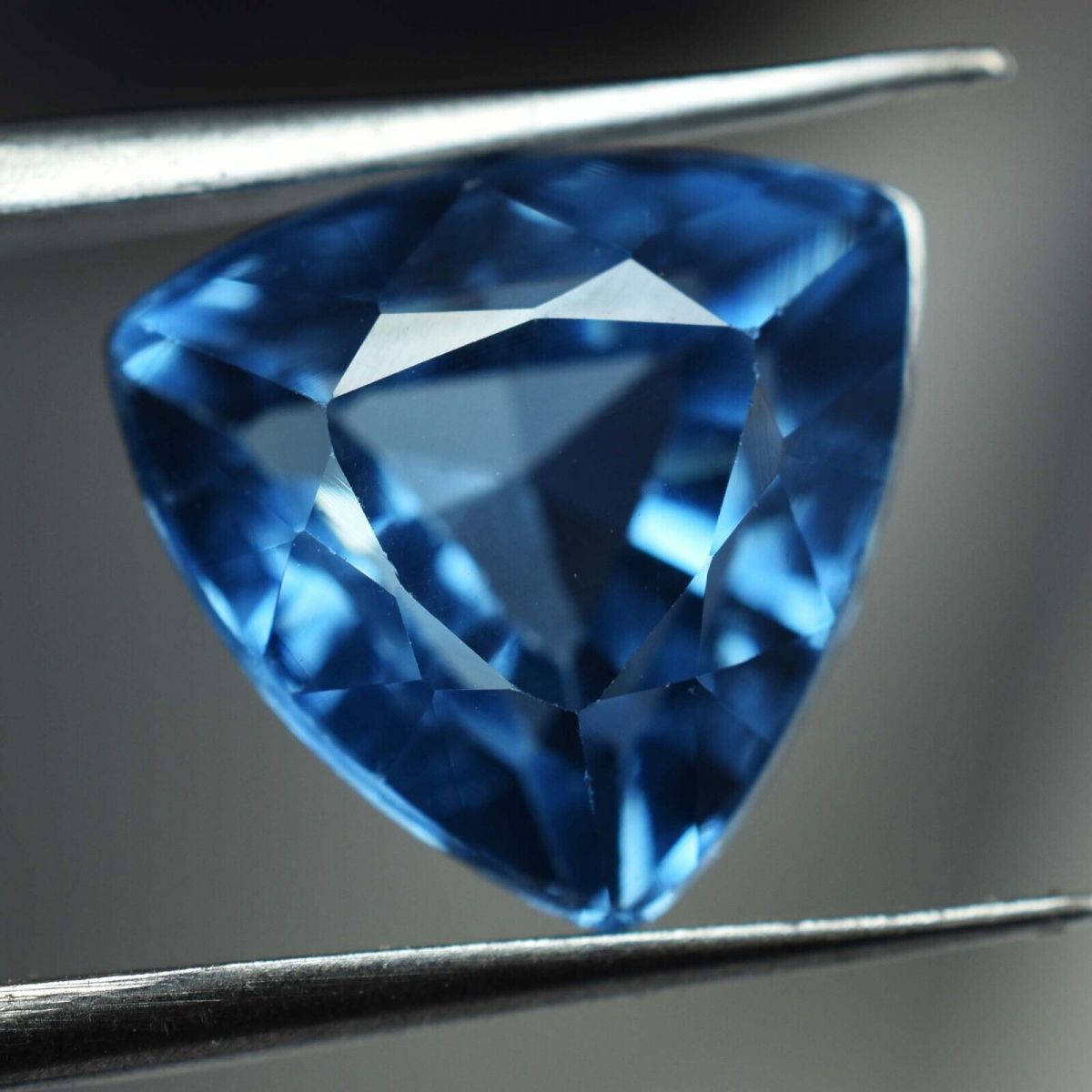 8.65 Ct Sapphire Light Blue Trillion Cut CERTIFIED Engagement & Pendent Gemstone