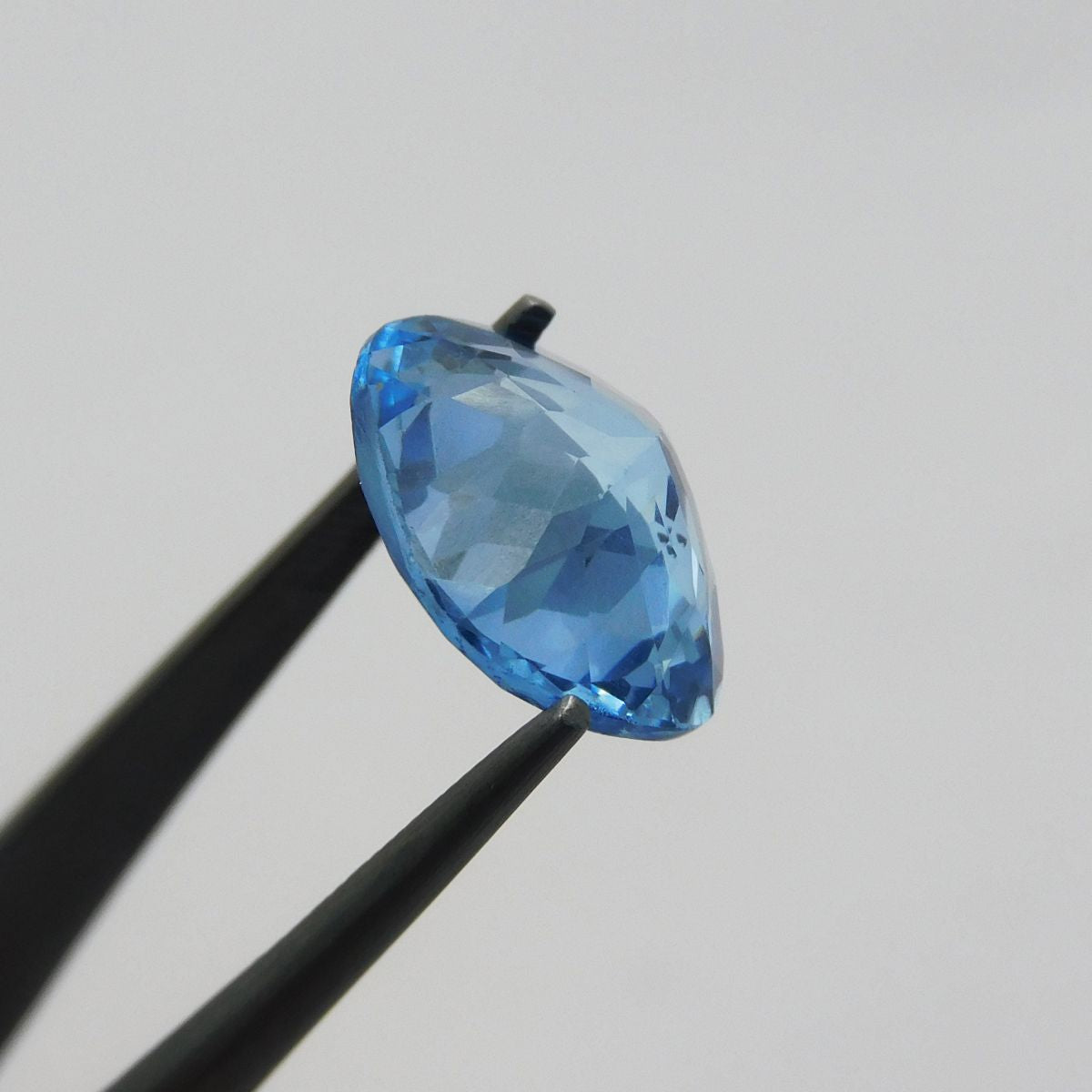 Sapphire Blue 6.70 Carat Square Cushion Shape Natural CERTIFIED Loose Gemstone