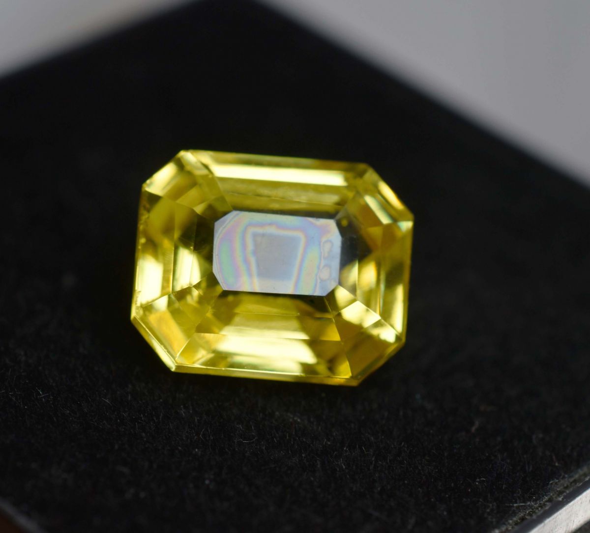 Yellow EMERALD Cut Ring Size CERTIFIED Loose Gemstone 8.06 Ct Natural Sapphire