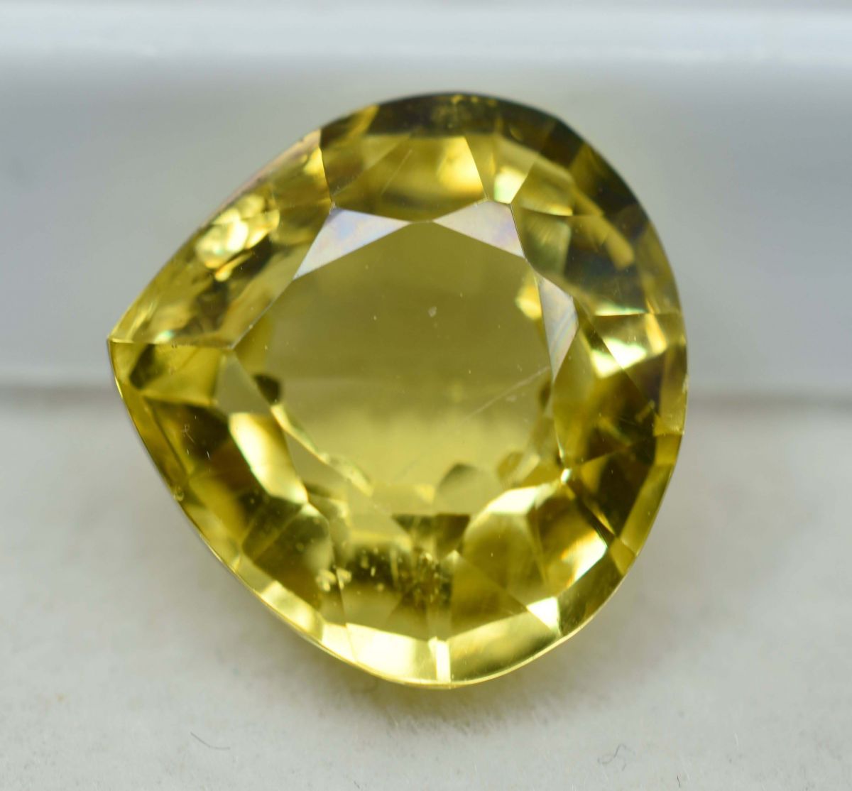 9.56 Ct Natural Yellow SAPPHIRE Pear Cut CERTIFIED Earring Size Loose Gemstone