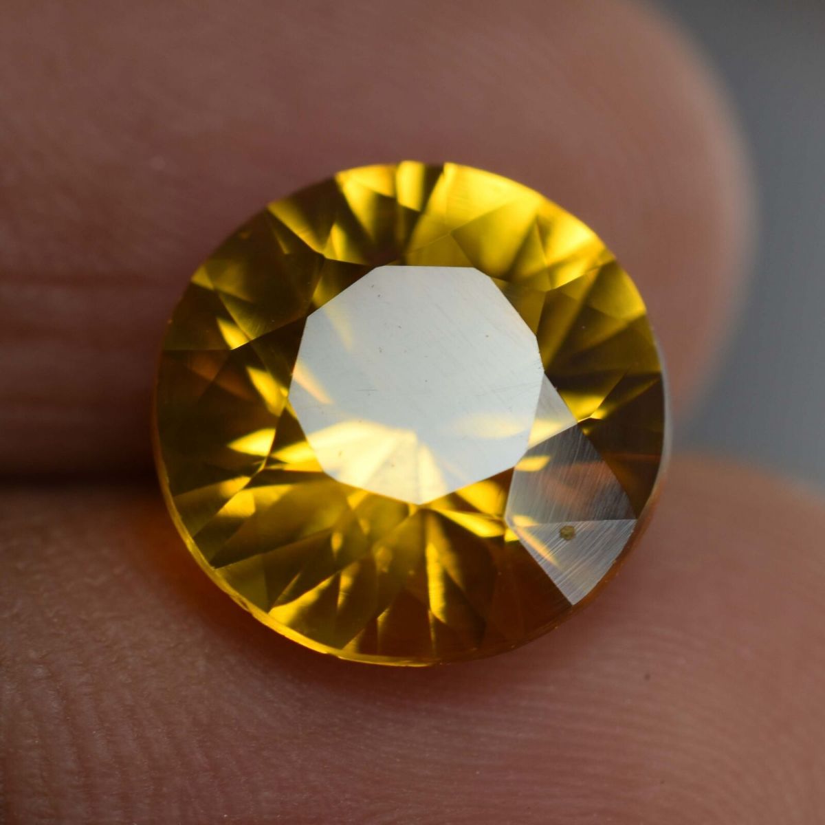 4.95 Ct Natural Sapphire Yellow CERTIFIED Round Diamond Cut Loose Gemstone