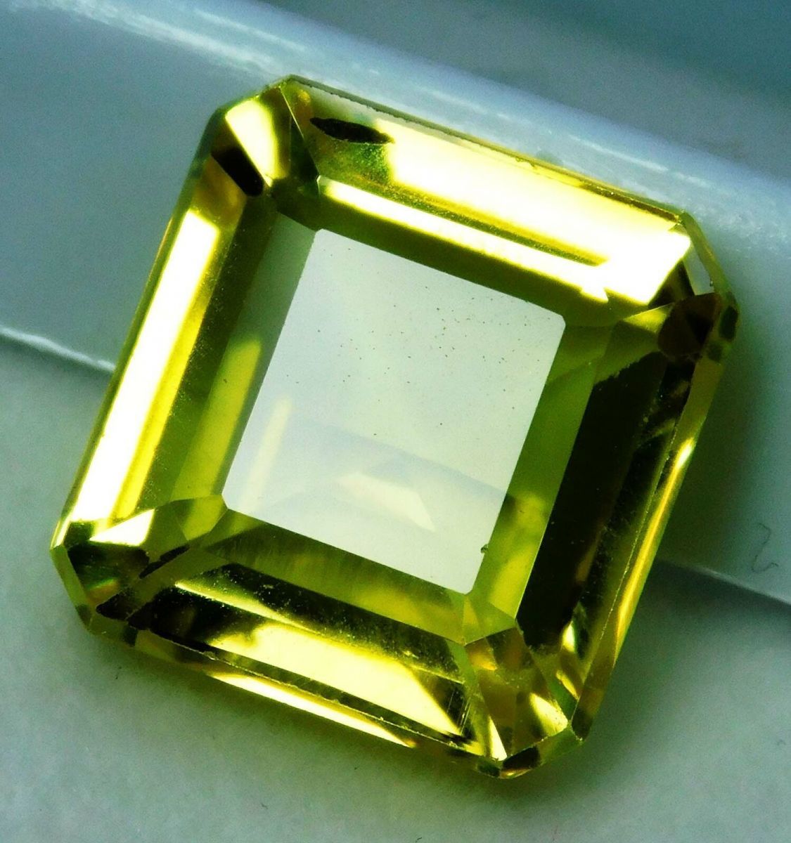 9.00 Ct Natural Yellow Sapphire Square Cut CERTIFIED Loose Gemstone