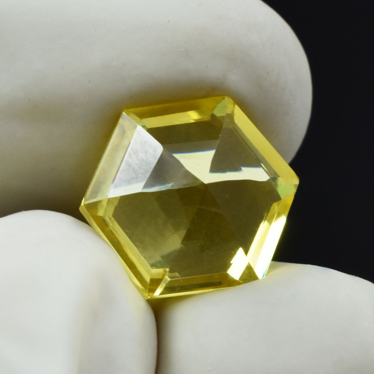 AAA+ CERTIFIED Yellow Sapphire Rare Fancy Cut 9.90 Ct Natural Loose Gemstone