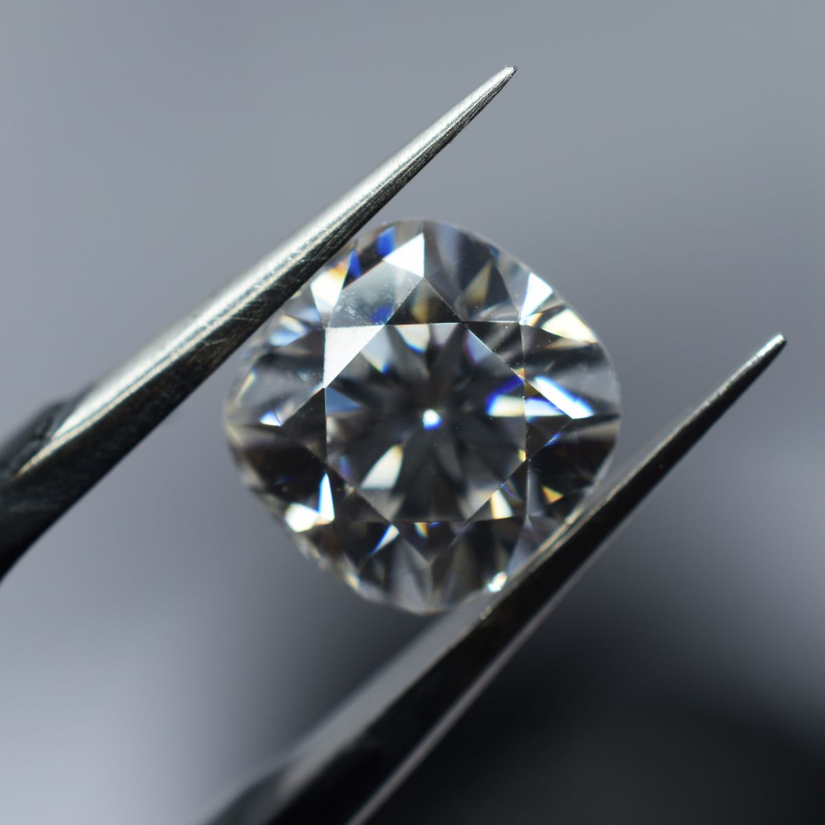 2.42Ct Synthetic Moissanite CERTIFIED D Color Gemstone 2 Pcs Cushion 6.5 MM Pair