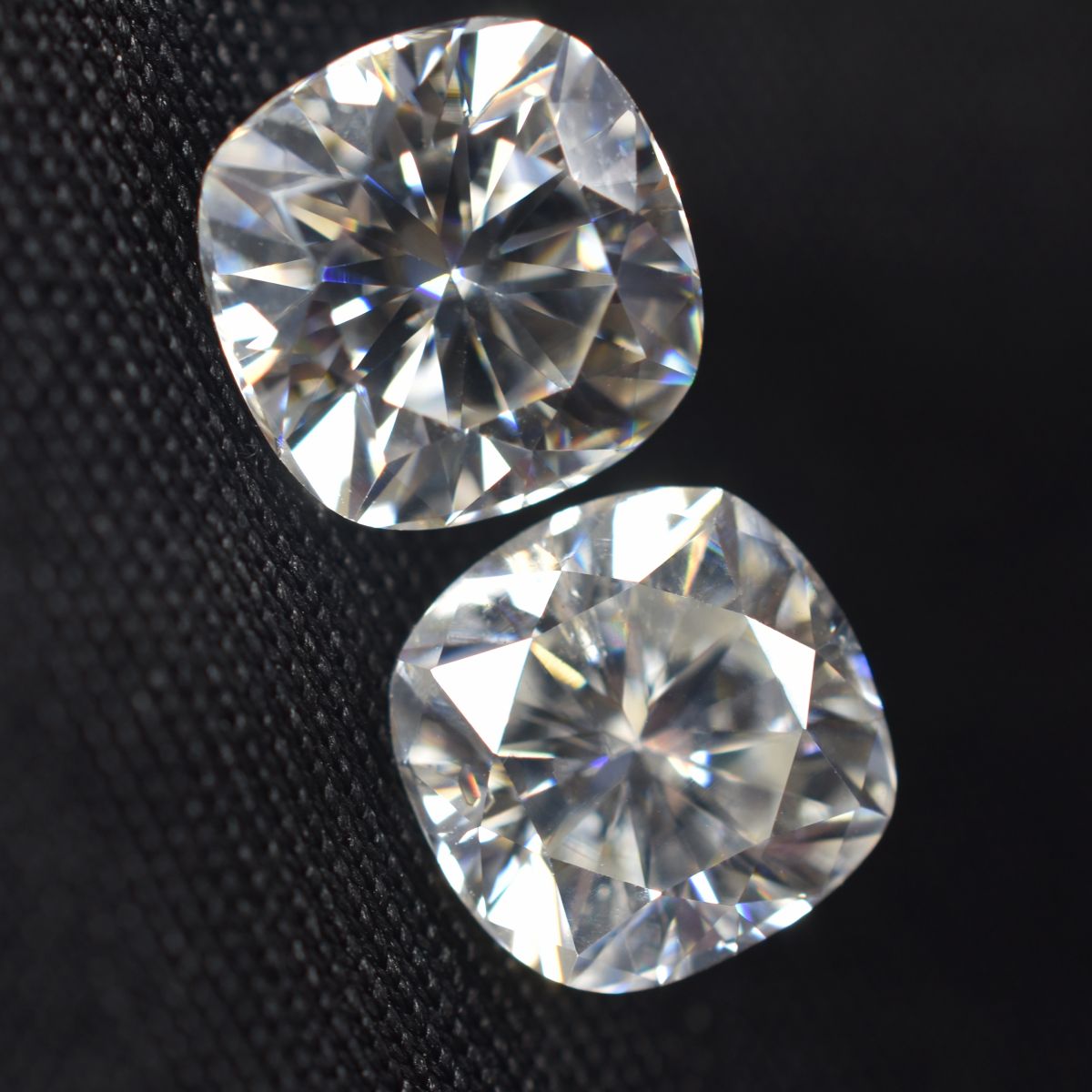 2.42Ct Synthetic Moissanite CERTIFIED D Color Gemstone 2 Pcs Cushion 6.5 MM Pair