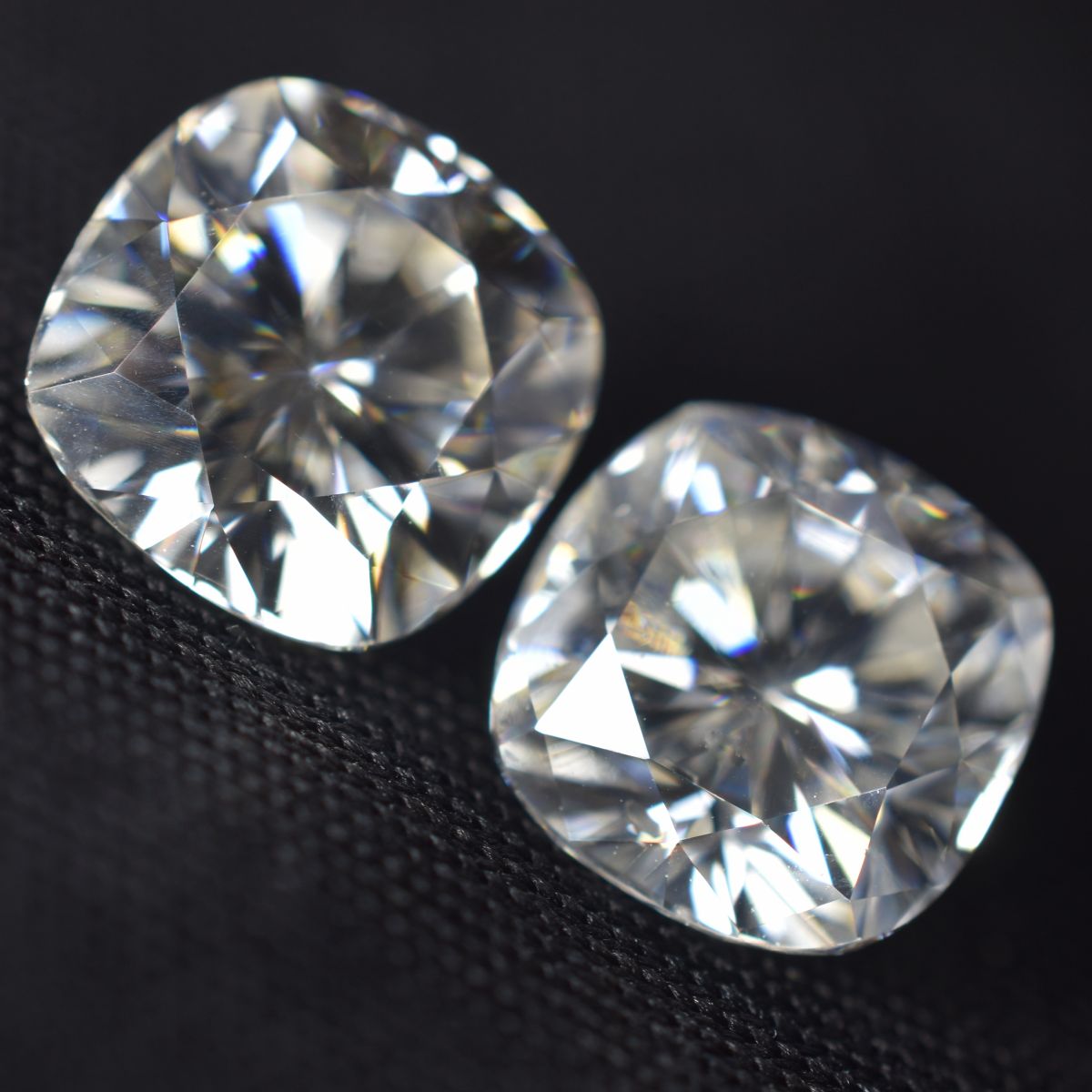 0.60 Ct Synthetic Moissanite D Color CERTIFIED Gemstone 2 Pcs Cushion Cut Pair