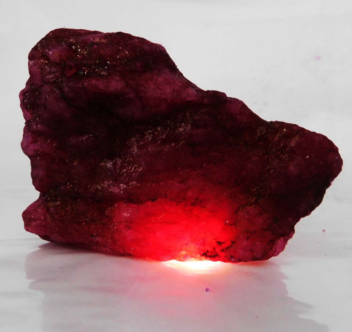 Red Ruby Huge Rough CERTIFIED 1085 Carat Natural Earth Mined Loose Gemstone